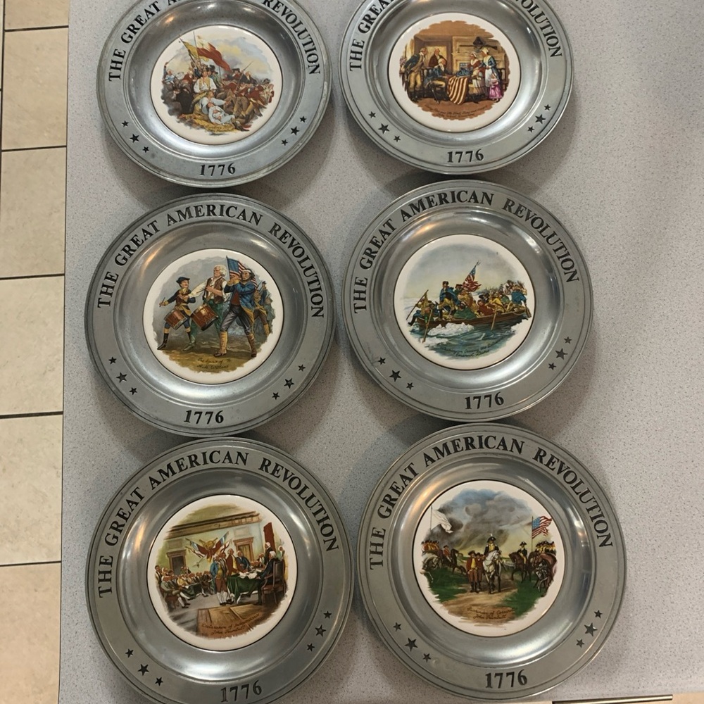 The Great American Revolution 1776 Decorative Plates